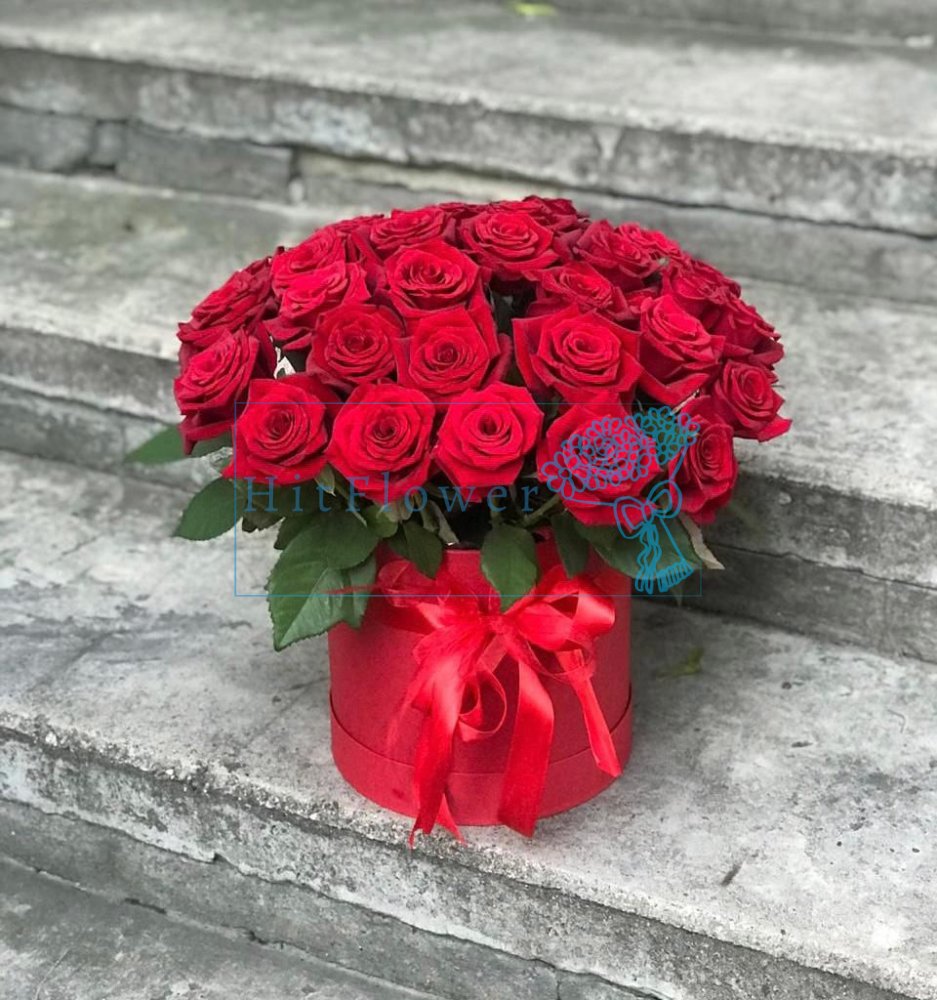 Композиция из живых цветов Модерн Цветочная композиция из Розы